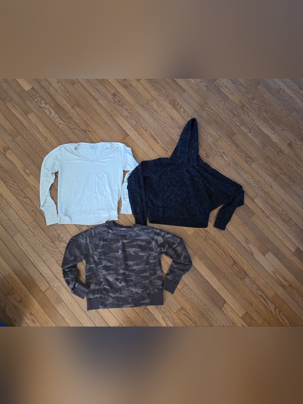 Athleta Lot Of 3 Sweatshirts Hoodies Camo Small
